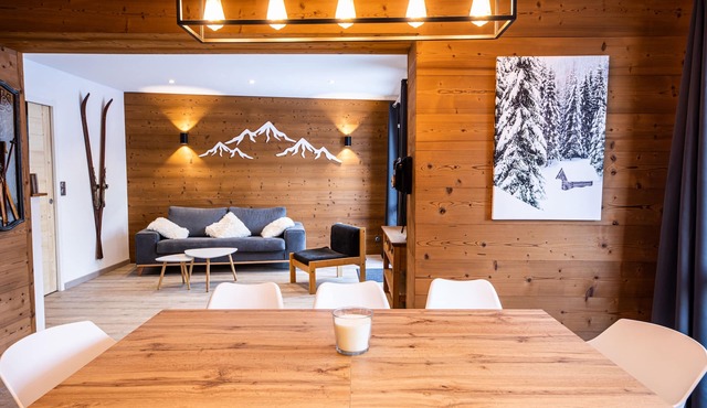 Courchevel village: cosy T4 apartment - ski in/ski out access