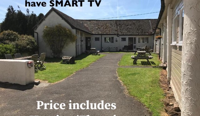 Court Farm Holiday Bungalows Ltd