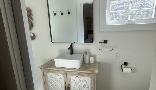 Court House 100% redone, 10 minutes to Stone Harbor, Wildwood & Cape May beauty!