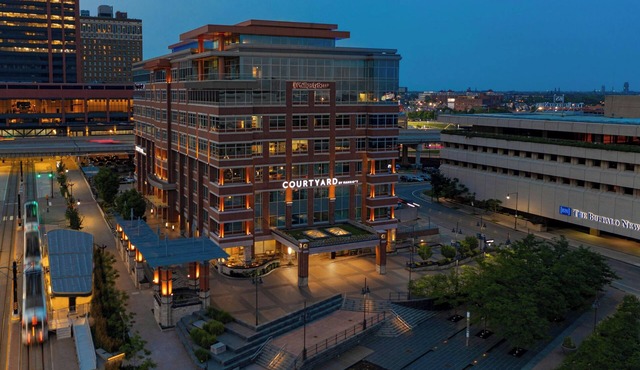 Courtyard Buffalo Downtown/Canalside