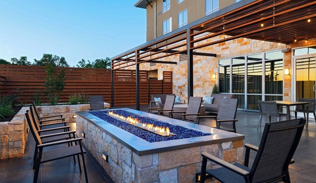 Courtyard By Marriott Austin Dripping Springs