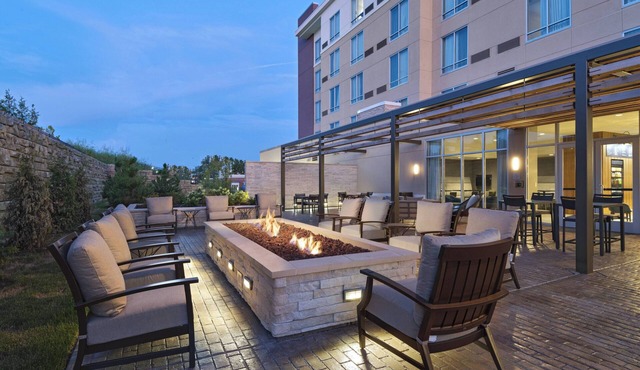 Courtyard by Marriott St. Louis Brentwood