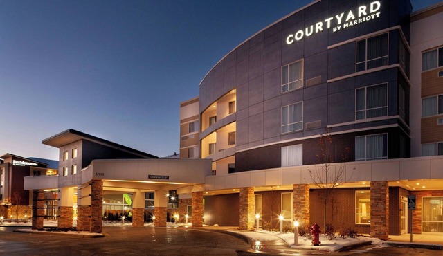Courtyard by Marriott St. Louis West County