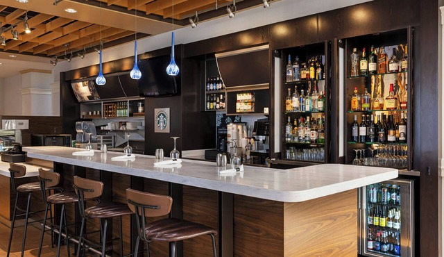 Courtyard by Marriott Baldwin Park