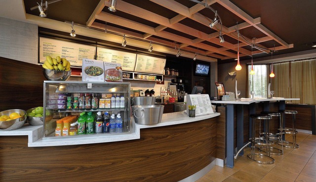 Courtyard By Marriott Bentonville