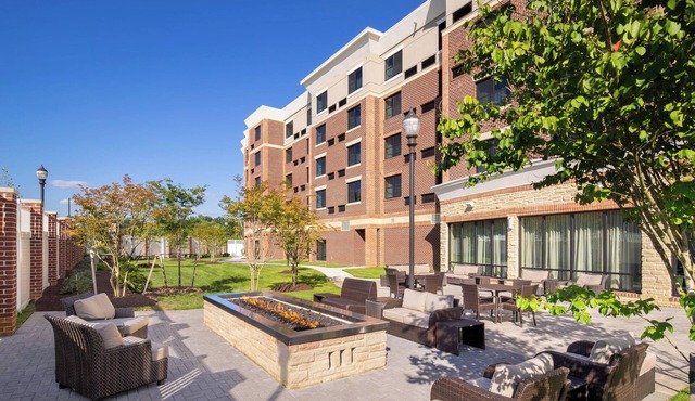 Courtyard by Marriott Bowie