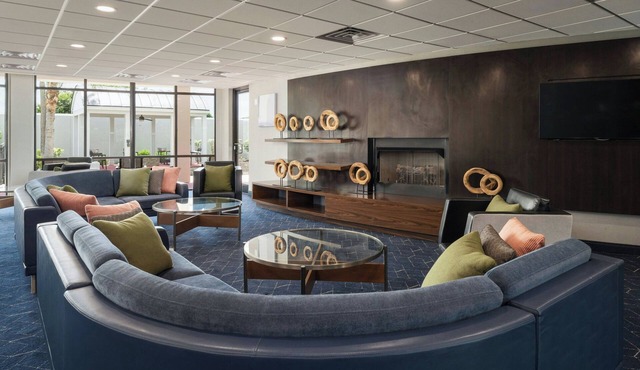 Courtyard by Marriott Brunswick