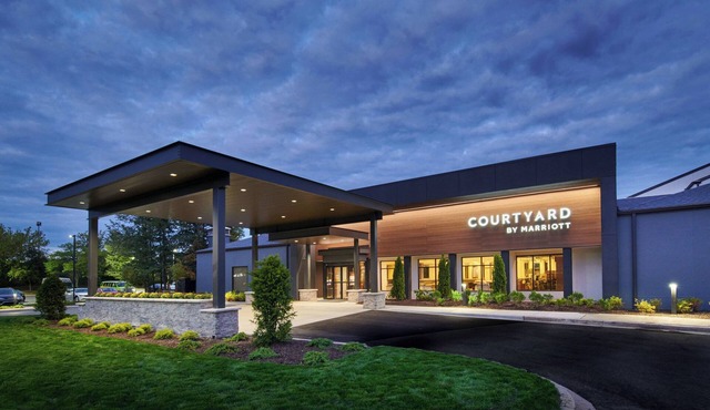 Courtyard by Marriott Chicago Lincolnshire