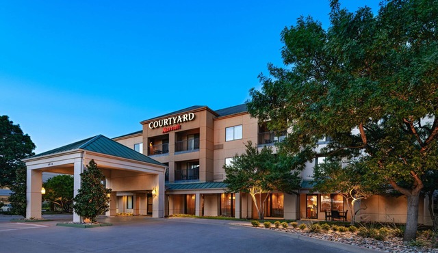 Courtyard by Marriott Dallas Plano in Legacy Park