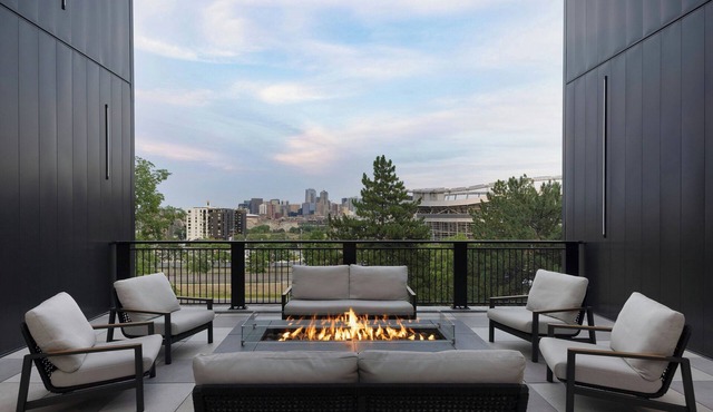 Courtyard by Marriott Denver Downtown West