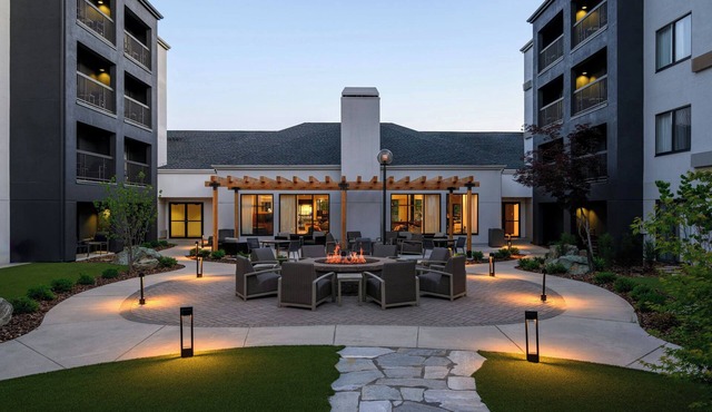 Courtyard by Marriott Downtown Boise