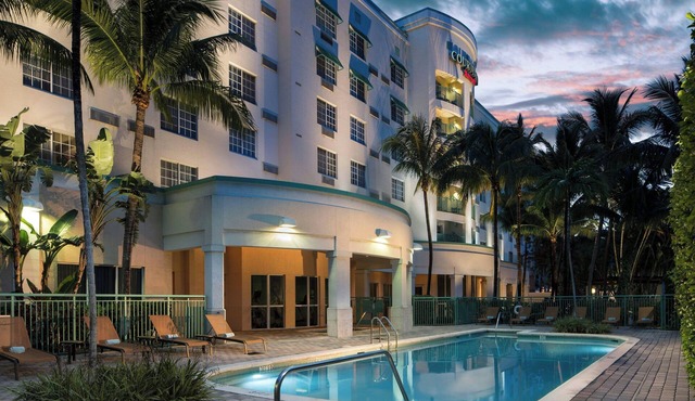 Courtyard by Marriott Fort Lauderdale Airport & Cruise Port