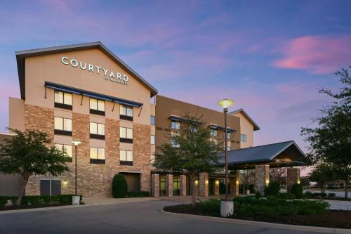 Courtyard by Marriott Fort Worth Alliance Town Center