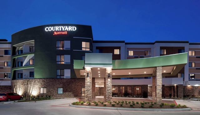 Courtyard by Marriott Houston North/Shenandoah