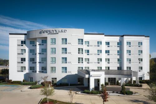 Courtyard by Marriott Hammond