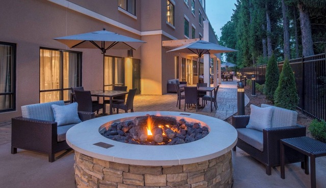 Courtyard by Marriott Hershey Chocolate Avenue