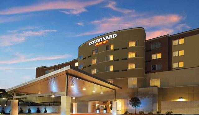 Courtyard by Marriott Houston Pearland