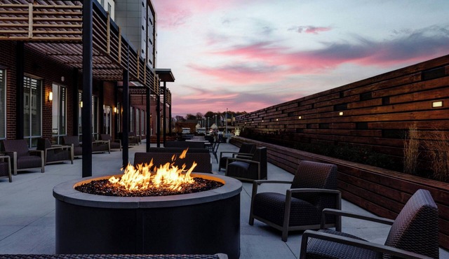 Courtyard by Marriott Indianapolis Fishers