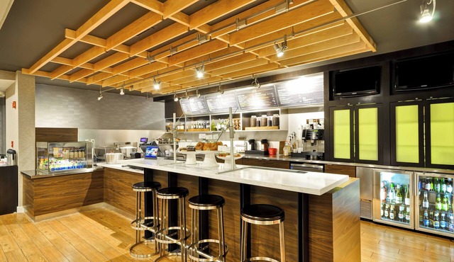 Courtyard by Marriott Jacksonville Airport