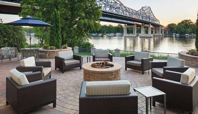 Courtyard by Marriott La Crosse