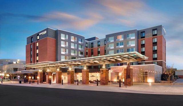 Courtyard by Marriott Lincoln Downtown