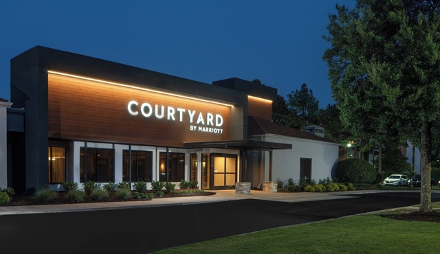 Courtyard by Marriott Memphis East/Park Avenue