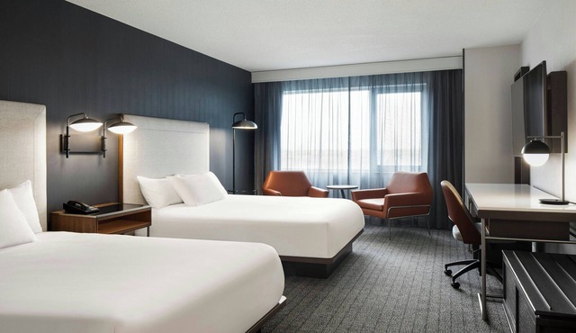 Courtyard by Marriott Montreal Airport
