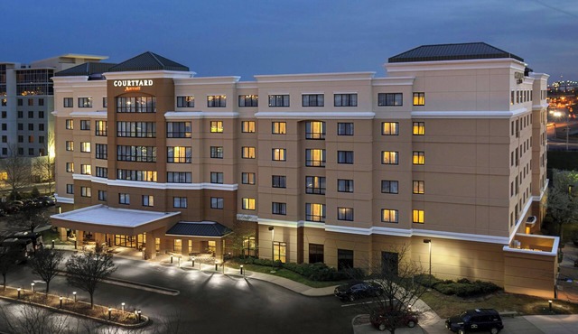 Courtyard by Marriott Newark Elizabeth