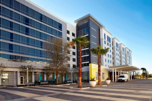 Courtyard by Marriott Orlando Lake Nona