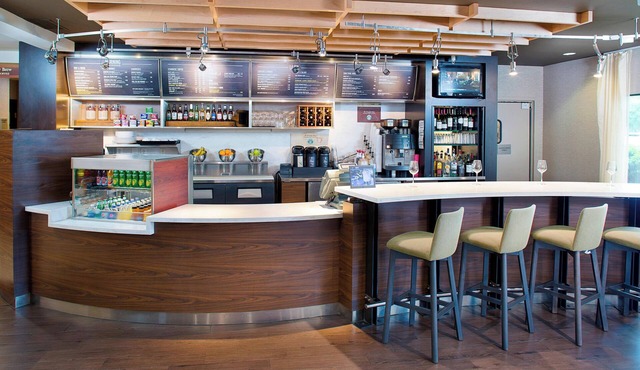 Courtyard by Marriott Richmond Airport