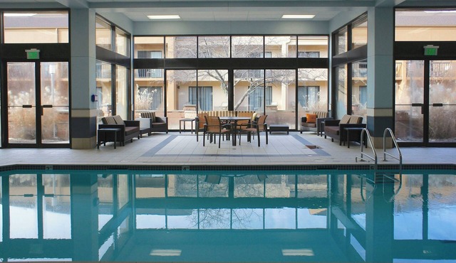 Courtyard by Marriott Rockford
