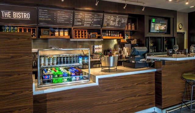 Courtyard by Marriott Somerset