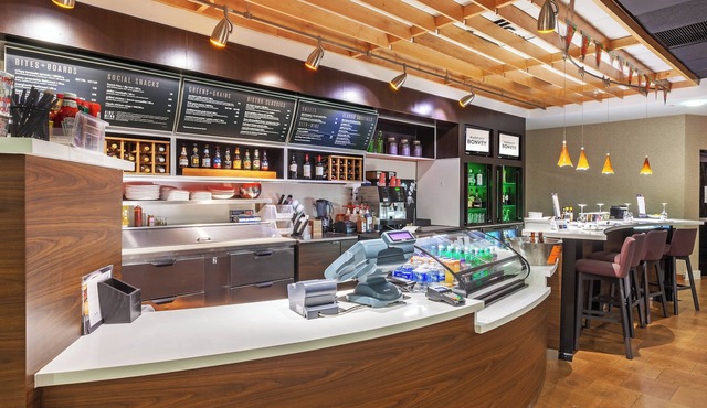 Courtyard by Marriott Tulsa Woodland Hills