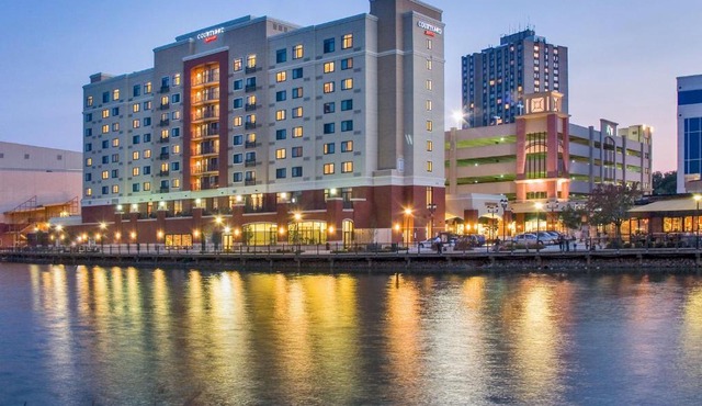 Courtyard by Marriott Gaithersburg Washingtonian Center