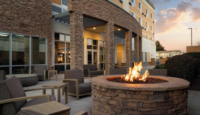 Courtyard By Marriott Fayetteville Fort Bragg Spring Lake