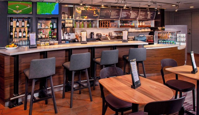 Courtyard by Marriott Wilmington Downtown