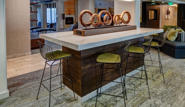 Courtyard Chicago St. Charles