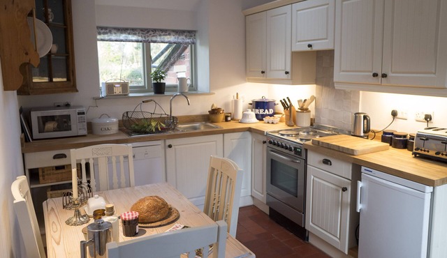 Courtyard Cottage at Underhill House