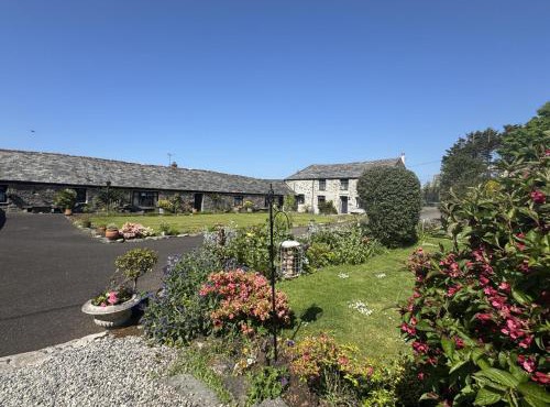 Courtyard Farm Cottages
