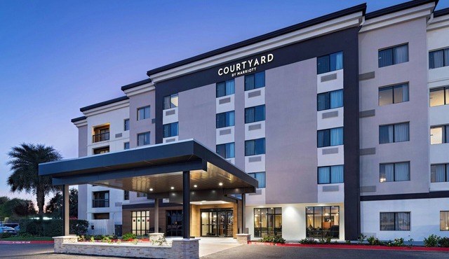 Courtyard Marriott Laredo