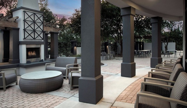 Courtyard Pensacola Downtown