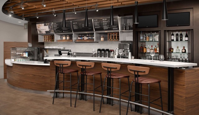 Courtyard Syracuse Downtown At Armory Square