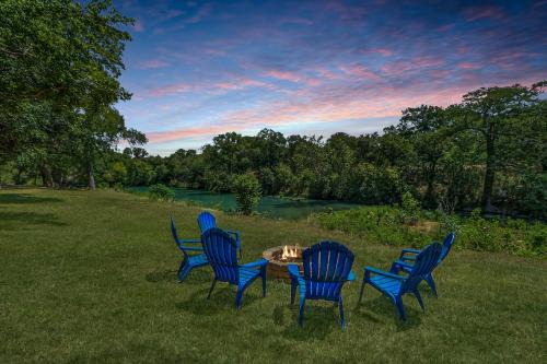 Cousins River Retreat