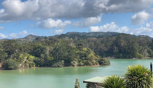 Cove Cabin - Whangaroa Harbour