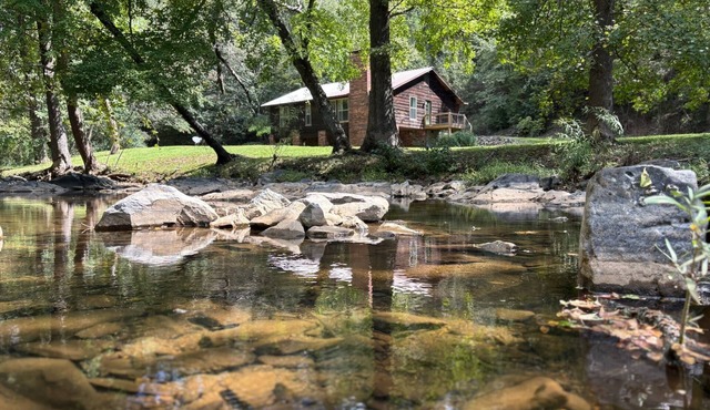 Cove Creek Lodge on 23 acres