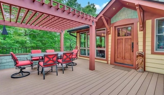 Covered Boat Slip! Beautiful Craftsman Home w/Great Dock! Come Visit "Charlie's Treehouse"!