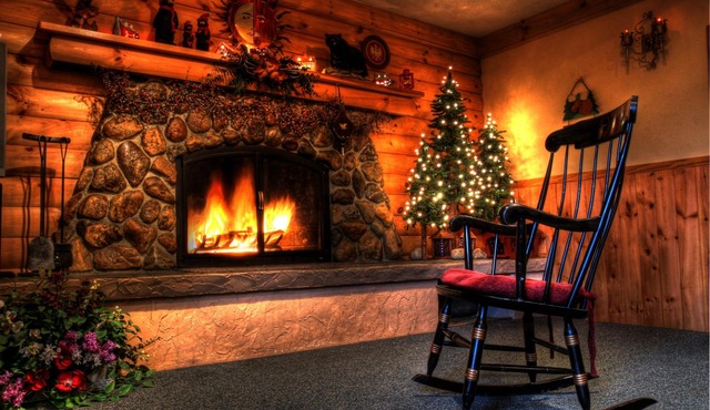 Covered Bridge Riverview Lodge