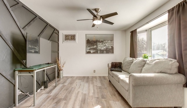 Covered Patio, Gas Grill & Yard: Sheridan Home!