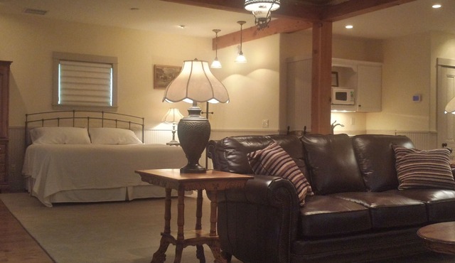 Cow Creek Suite for Two 9 Highway Miles North of Ouray in Sunny Ridgway
