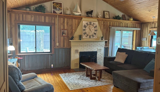 Cowan Lake Hideaway